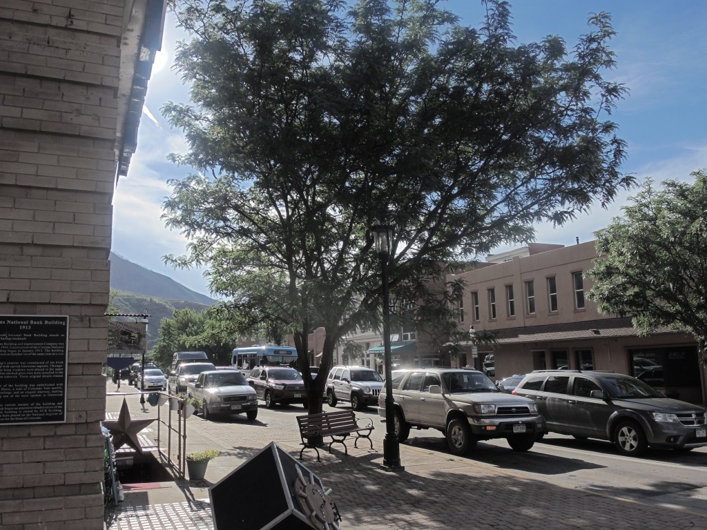 Street view of Glenwood Springs